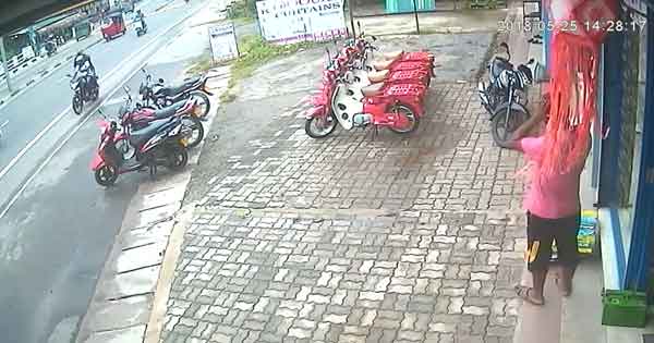 02-(2)