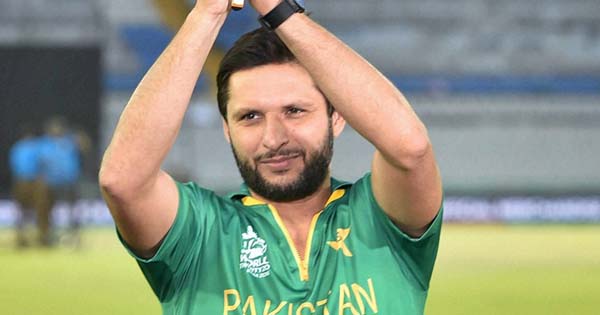 afridi-pti-7591