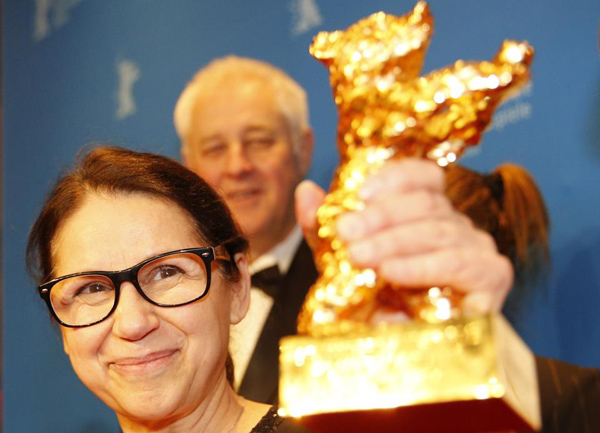 director-ceremony-berlinale-receives-international-festival-awards_f31e1364-f69c-11e6-bee8-7b74d3637aa8