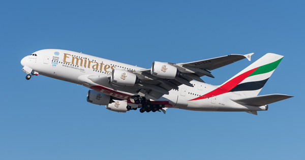 Emirates_Airbus_A380-861_A6-EER_MUC_2015_04 copy