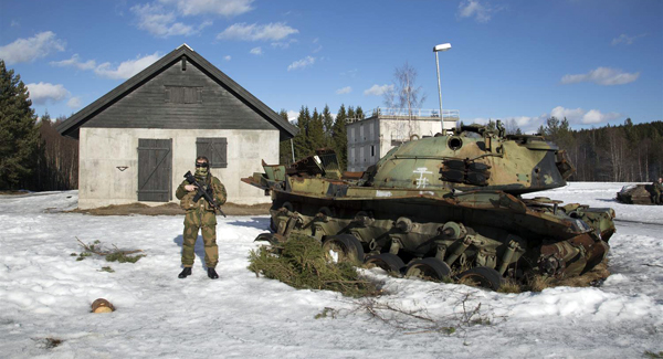 170413-norway-hunter-troops-cr-1106_ebc1c12c1e0be43113731389416f6df1.nbcnews-ux-2880-1000