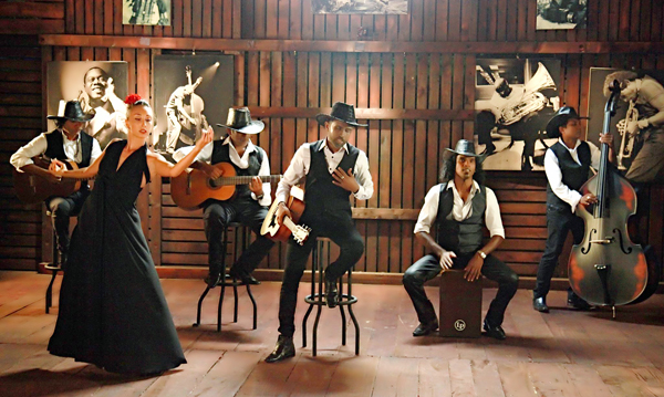 14360313_574281072761005_14432860_o