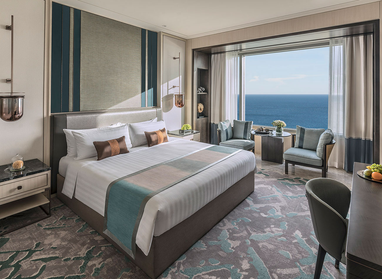 deluxe-ocean-view-room_king