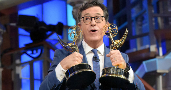 a7b8cce2e32cc257_stephen-colbert-emmys-1920