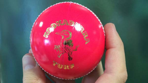 26-pink-ball-kookaburra