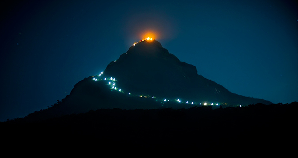 Adam-s-Peak-Sri-pada-1442383765
