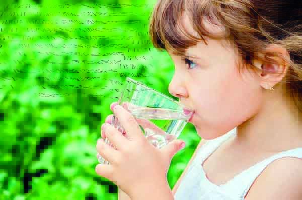 girl-drinks-pure-water-banner
