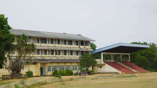 Embilipitiya Maha Vidyalaya, Sabaragamuwa (+94 472 230 264)