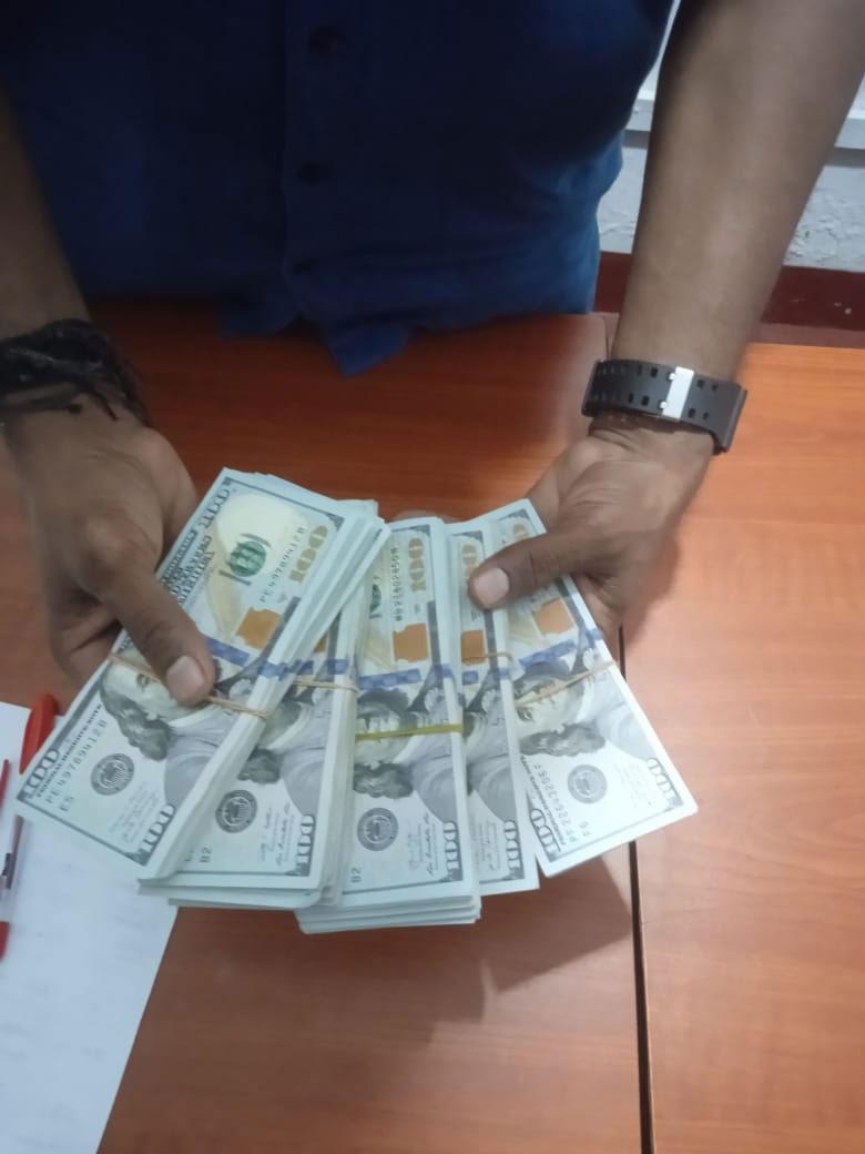 Daily Mirror - Sri Lanka Latest Breaking News and Headlines - Print Edition  Another local nabbed with USD 50,000 in Rajagiriya