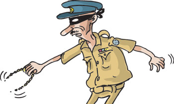 Chain snatching Police Constable nabbed - Weird News | Daily Mirror