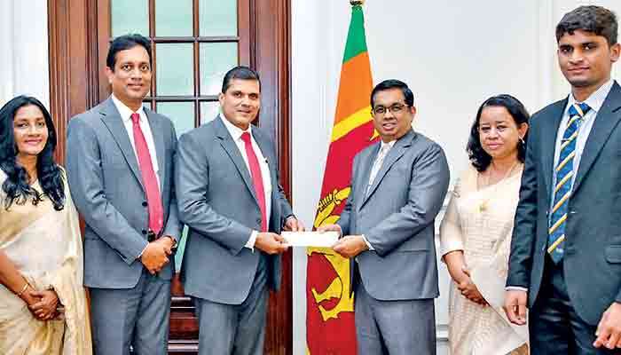 CA Sri Lanka donates Rs. 10 m to ‘Rebuilding Sri Lanka’ Fund
