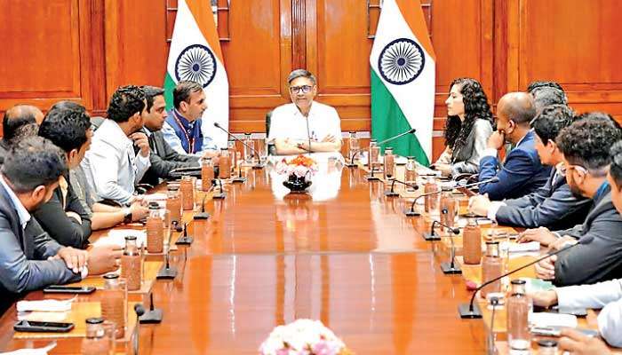 Young Sri Lankan politicians begin two-week official visit in India