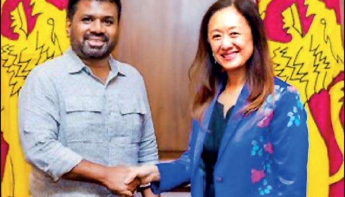 US Envoy calls on President