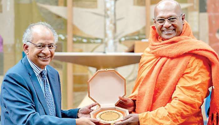 Ven. Dr. Kirinde Assaji Thero honoured with Lifetime Achievement Award by Canterbury Christ Church University