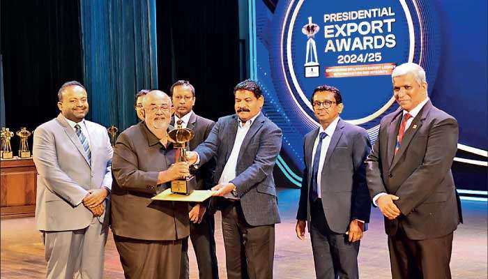 Flexiprint honoured at Presidential Export Awards 2024/25  for fourth consecutive year