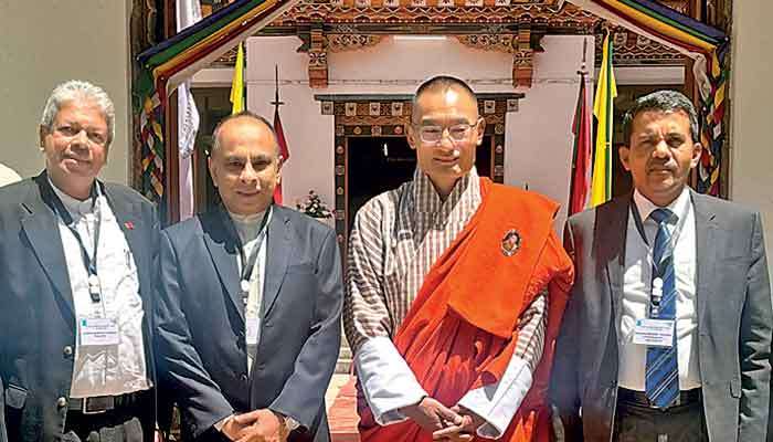 Sri Lankan delegation from PIM meets Bhutan Prime Minister | Daily FT