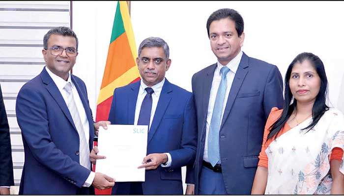 SLIC donates Rs. 10 m to ‘Rebuild Sri Lanka’ Fund