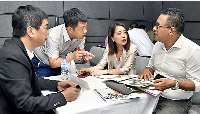 Top Chinese garment delegation explores collaboration opportunities in Sri Lanka