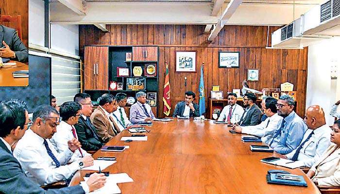 SLPA Chair reviews Colombo Port ops amid Mideast tensions