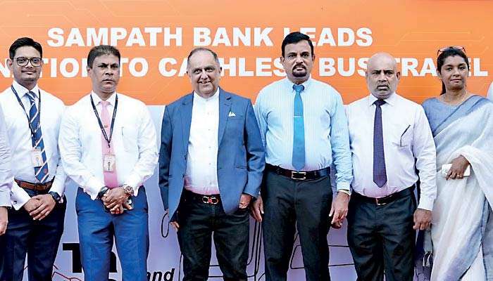 Sampath Bank advances public transport innovation with digital card acceptance on key Western Province routes