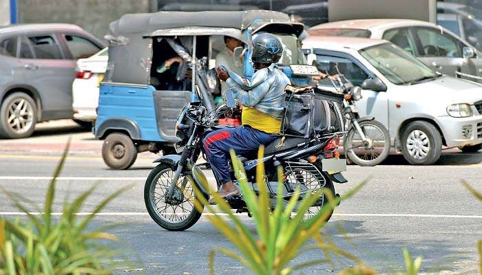 ‘Whatever happens, we have to deliver’: Platform labour  in the age of polycrisis