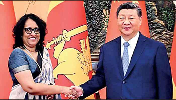 PM Harini meets Chinese President Xi