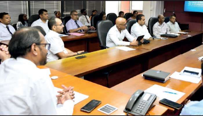 EDB convenes high-level meeting to address Middle East crisis impact on Sri Lanka exports