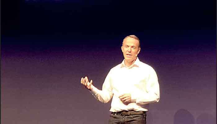 IFS showcases real-world impact of AI through industry-specific scenarios