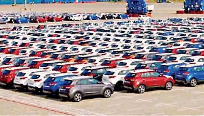 Customs achieves 93%  of annual Rs. 2.21 t target