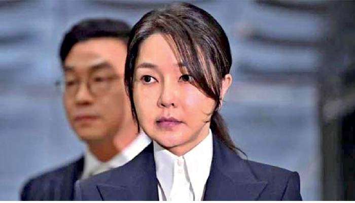 Former S. Korean First Lady jailed for corruption