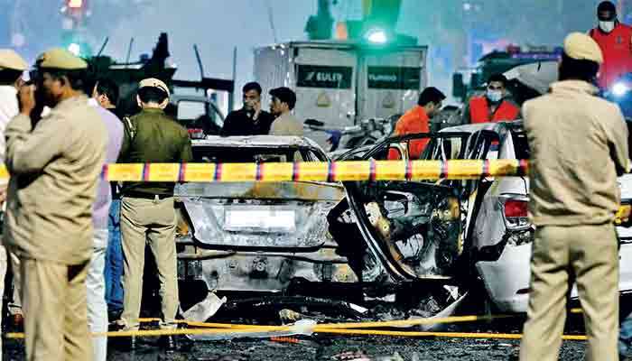 Eight killed after explosion near Red Fort; shocks Delhi