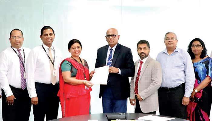 Sampath Bank first in SL to launch weekend and holiday POS  settlements for CEYPETCO fuel stations