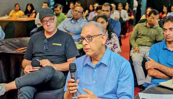 BOI continues dialogue with industries as Ditwah disrupts production and exports