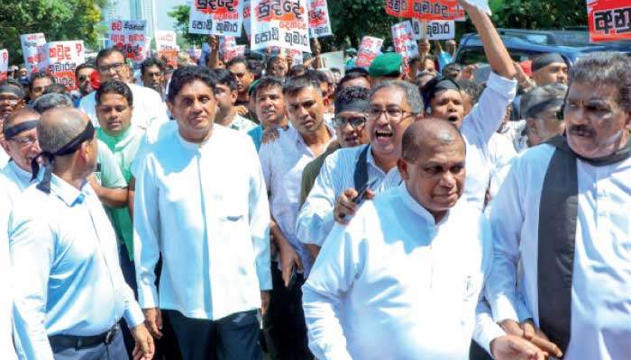 SJB stages protest against Govt. actions