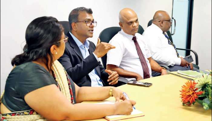Deputy Minister of Finance visits IRCSL to strengthen Govt.-insurance sector collaboration