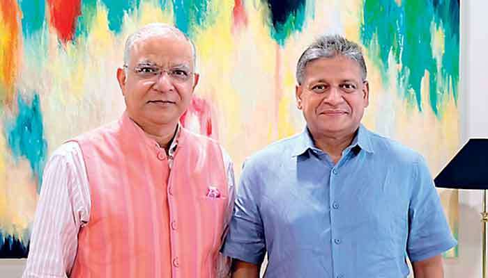 Jayaweera, Indian envoy discuss economy and politics