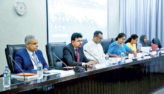Govt. to draft four bills under sweeping labour law reforms