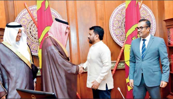 President holds talks with Heads of Saudi Fund for Development