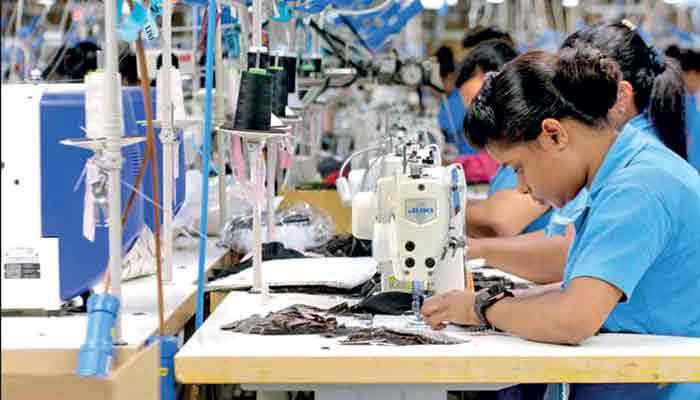 Unemployment edges down to 3.7% in Q1 as labour force participation slips