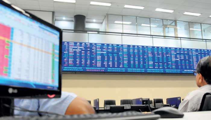CSE ends week on green