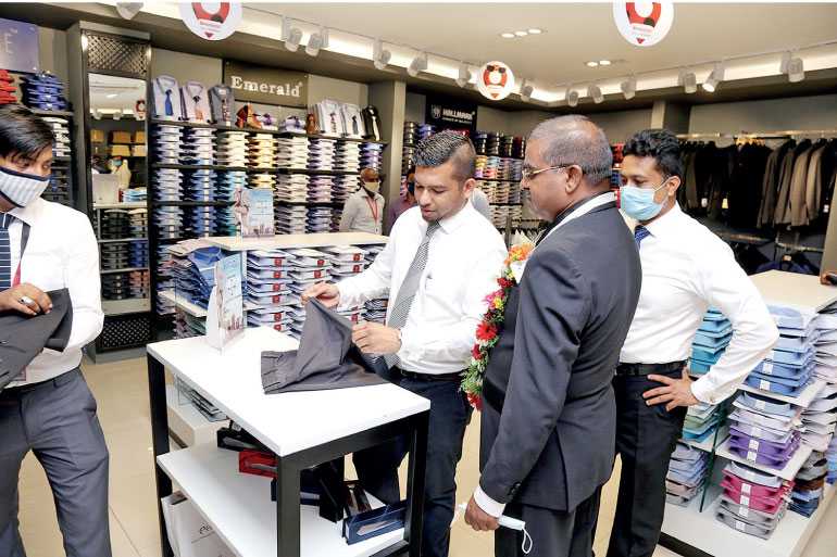 Fashion Bug opens doors at Kotahena