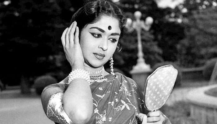B. Saroja Devi: Sweet voiced Kannada parrot was goddess of expression