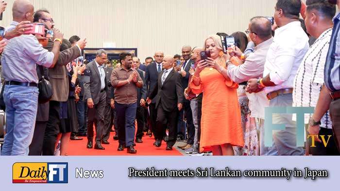 President meets Sri Lankan community in Japan
