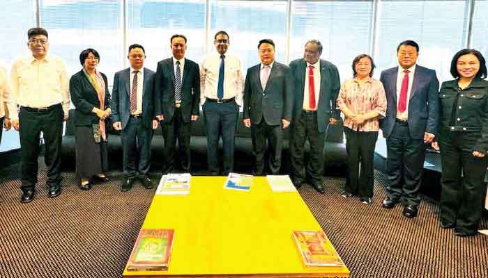 Top Chinese business delegation visits BOI