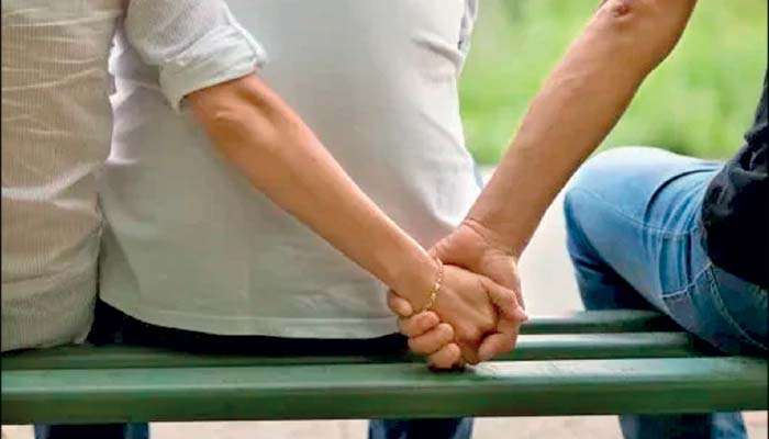 When marriages fall apart: No “Happily Ever After” in extramarital affairs