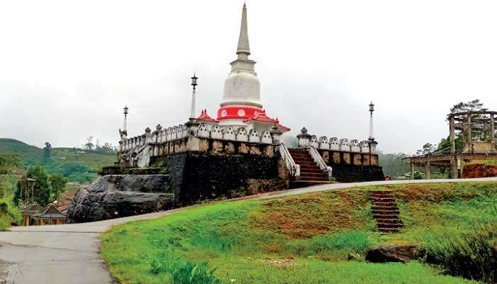 Of mountains, waterfalls and garbage wars