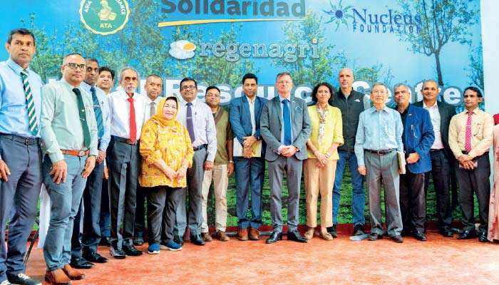 Digital resource centres launched to modernise Sri Lanka’s smallholder tea sector