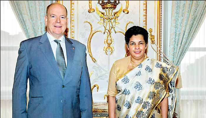 Ambassador of Sri Lanka presents Credentials to Prince Albert II of Monaco