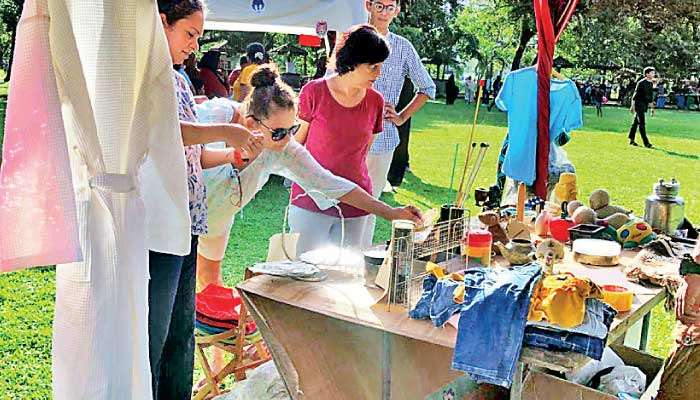 Ceylon Flea Market today at Viharamahadevi Park