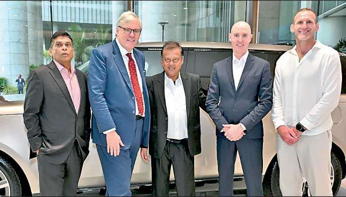 Access Motors unveils new Range Rover Boutique Residency in Colombo